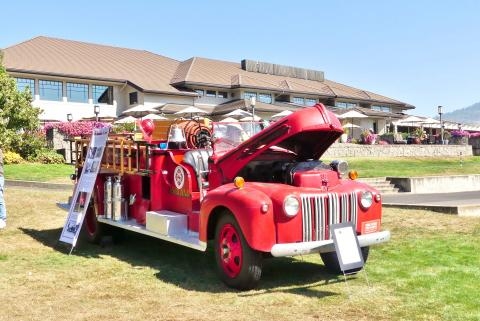 Fire engine at Concurs d'Elegance 